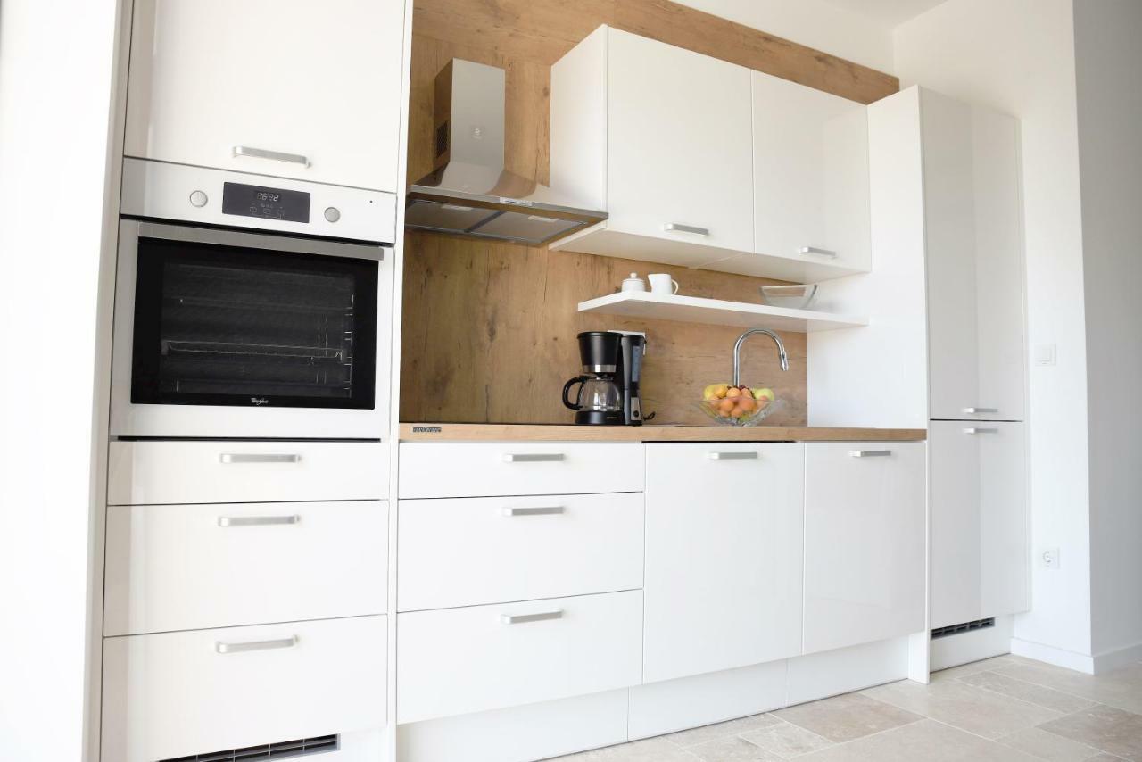 Villa M - Your Business & Holiday Apartment In Шибеник Экстерьер фото